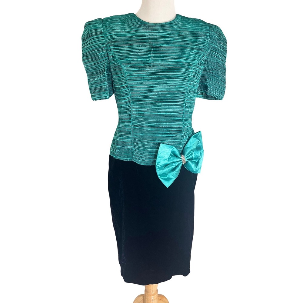 80/90s Green Black Velvet Formal Dress Size S Prom Bow Dolly Parton Costume VTG